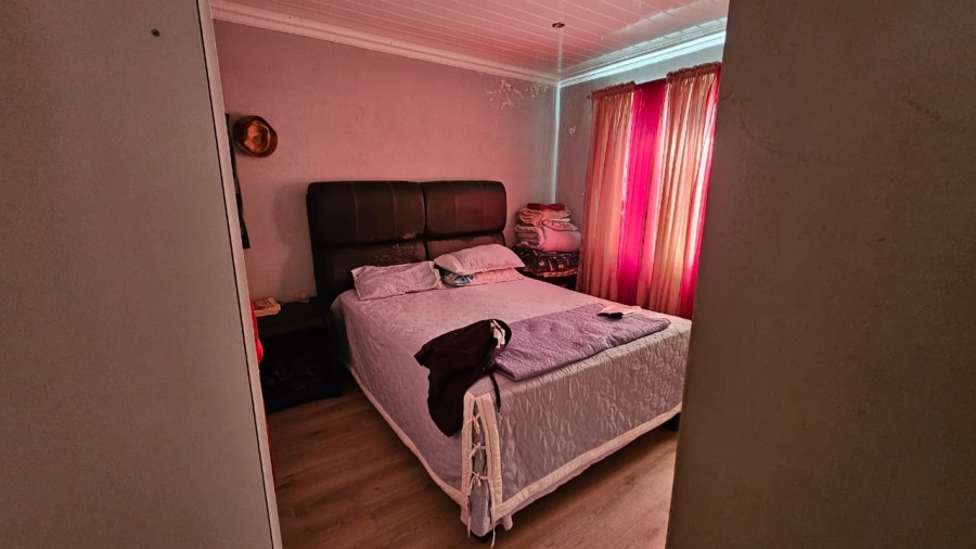 6 Bedroom Property for Sale in Parkers Dam Western Cape